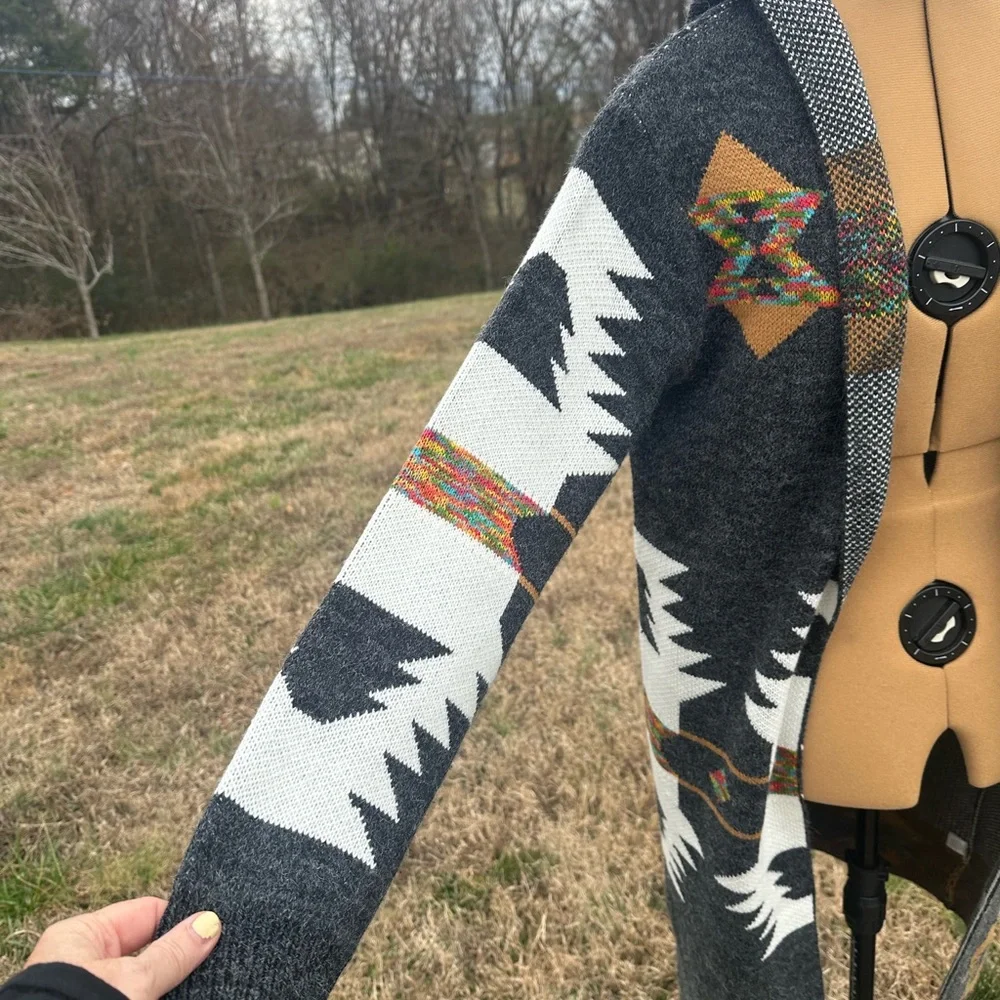 Gray Patterned Women's Sweater. Aztec. Long. Cardigan. Fun print - Picture 6 of 10